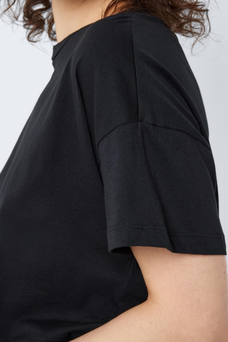 Noisy may nmalena s/s o-neck semicrop top fwd
